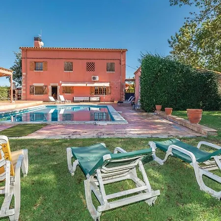8 Bedroom Amazing In Riudellots Holiday home *